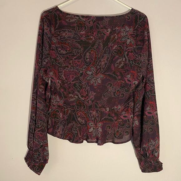 ModCloth Women's size Medium Lightweight Paisley Black Red Flowy Long Sleeve Top - Picture 5 of 8